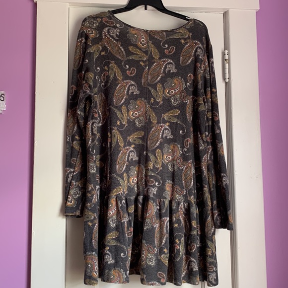 We have a Really Pretty soft dress. Really pretty for a Date Night Ladies 😍 - Picture 5 of 5